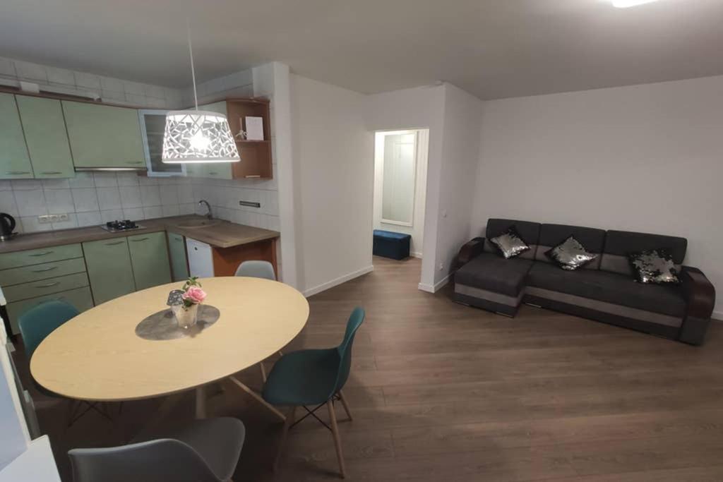 Cozy Stay In Unique Town - Kėdainiai Kültér fotó
